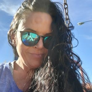 Meet your Posher, Brenda